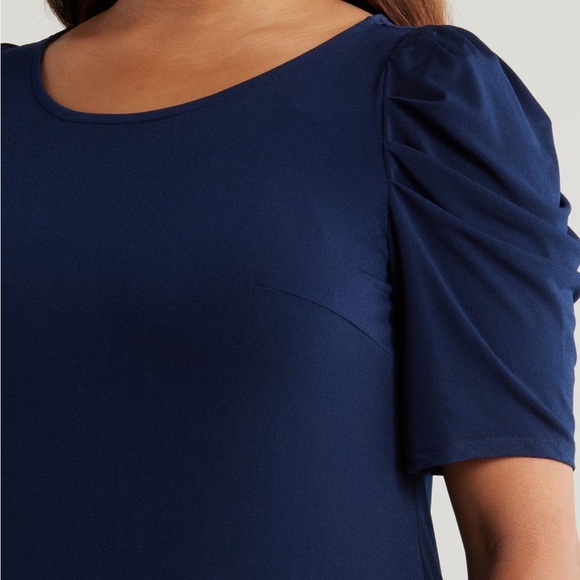 Gorgeous CeCe Navy dress. Size 2x NWT. Puffed sleeve and flounced hem. - Picture 3 of 8